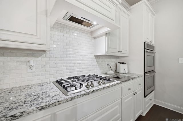 15668 Green Trails Blvd, Baton Rouge, LA 70817