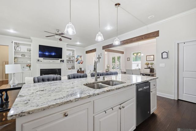 15668 Green Trails Blvd, Baton Rouge, LA 70817