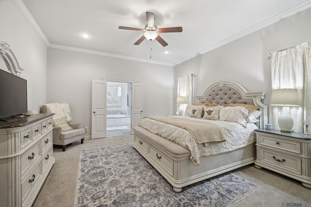 15668 Green Trails Blvd, Baton Rouge, LA 70817