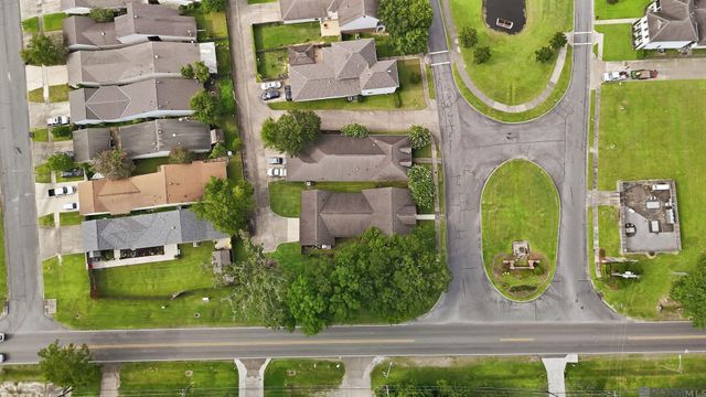 15668 Green Trails Blvd, Baton Rouge, LA 70817