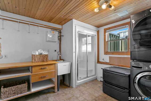 110 Alden Street, Fairfield, CT 06824