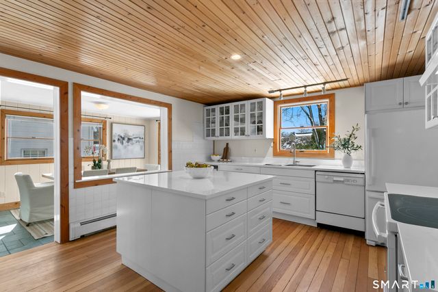 110 Alden Street, Fairfield, CT 06824