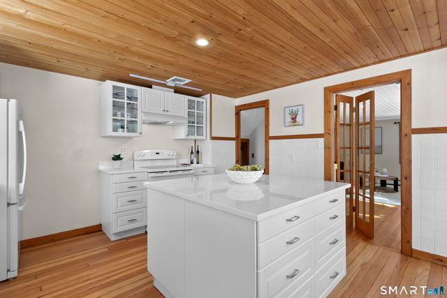 110 Alden Street, Fairfield, CT 06824