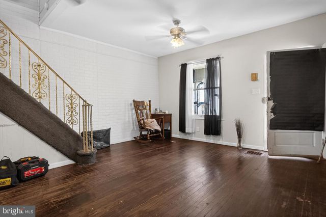 141 N 9TH ST, Darby, PA 19023