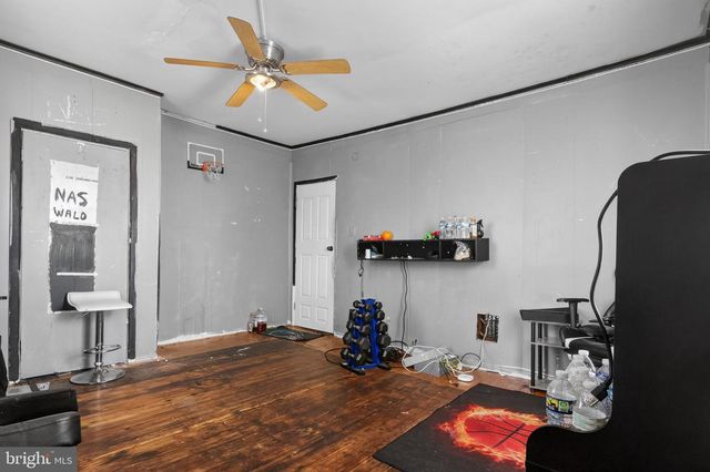 141 N 9TH ST, Darby, PA 19023