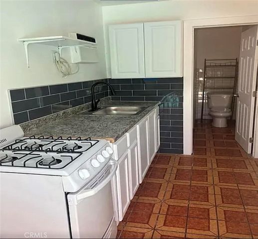 6302 Cleon, North Hollywood, CA 91606