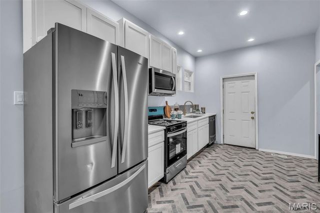 6522 Crest Avenue, St Louis, MO 63130