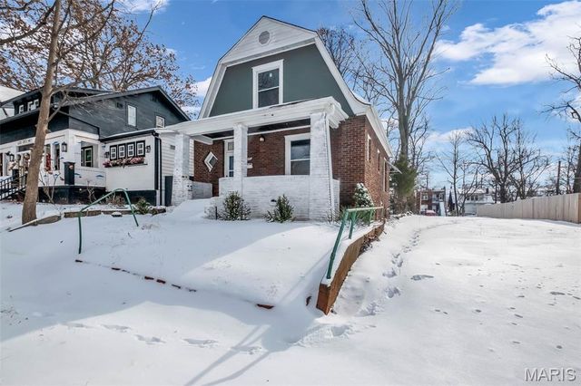 6522 Crest Avenue, St Louis, MO 63130