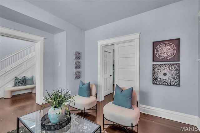 6522 Crest Avenue, St Louis, MO 63130