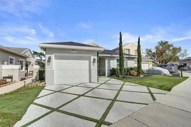 372 W Riverbend Drive, Sunrise, FL 33326