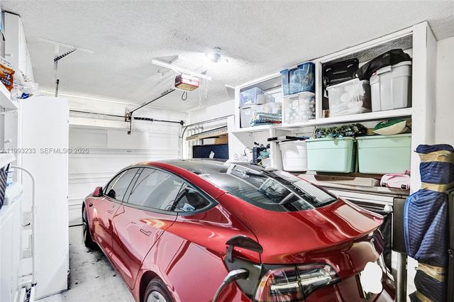 372 W Riverbend Drive, Sunrise, FL 33326
