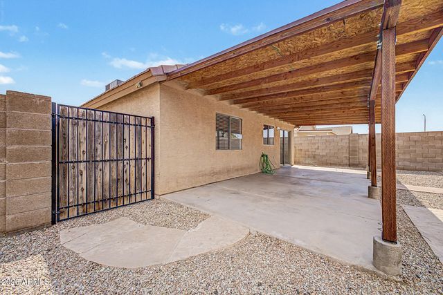 896 E GRAHAM Lane, Apache Junction, AZ 85119