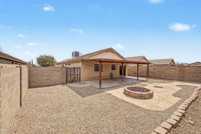 896 E GRAHAM Lane, Apache Junction, AZ 85119