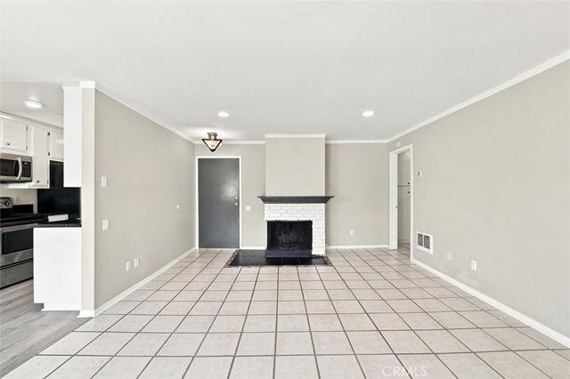 2015 Bataan 105, Redondo Beach, CA 90278