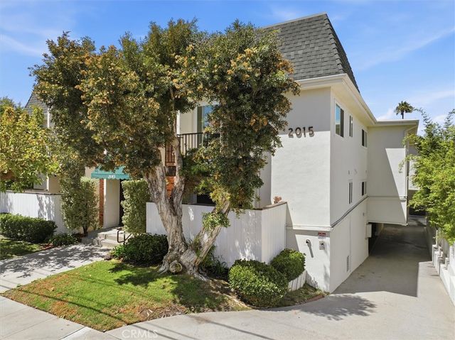 2015 Bataan 105, Redondo Beach, CA 90278