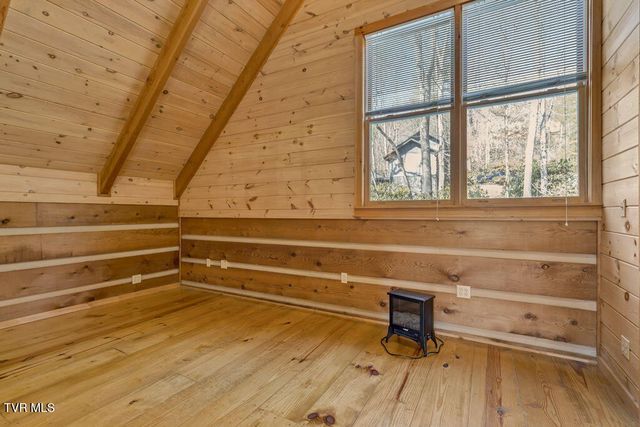 319 Ivy Wood Lane, Mountain City, TN 37683