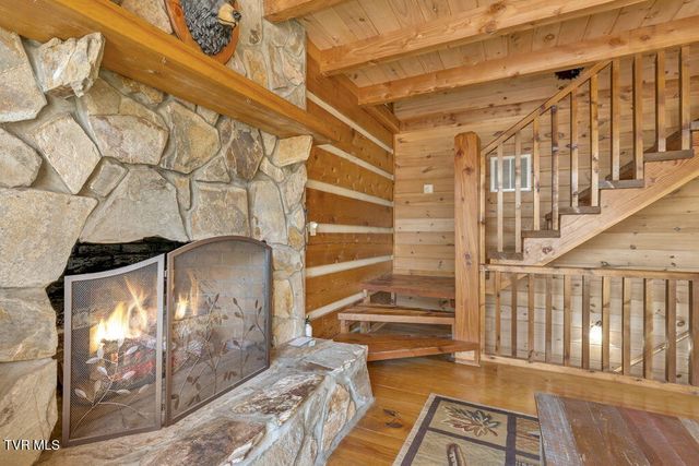 319 Ivy Wood Lane, Mountain City, TN 37683