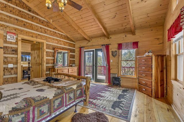 319 Ivy Wood Lane, Mountain City, TN 37683