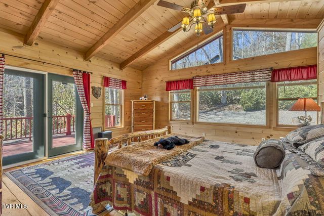 319 Ivy Wood Lane, Mountain City, TN 37683