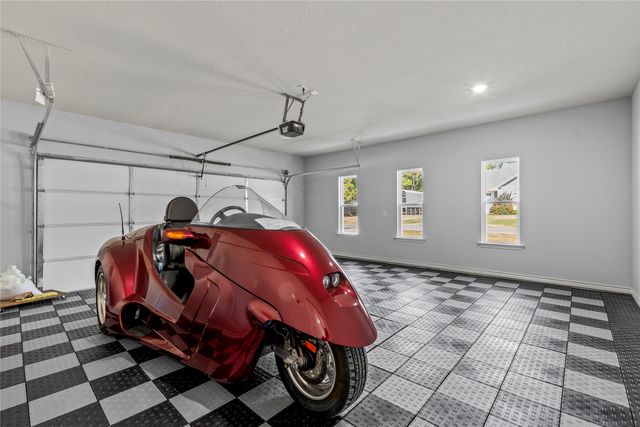 314 Oak Creek Drive, Tool, TX 75143