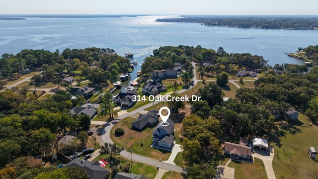 314 Oak Creek Drive, Tool, TX 75143