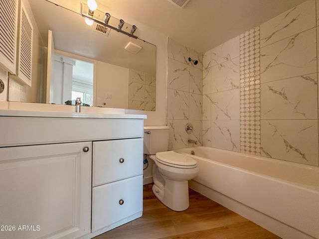 6236 N 16TH Street 6, Phoenix, AZ 85016
