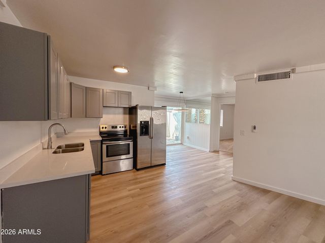 6236 N 16TH Street 6, Phoenix, AZ 85016
