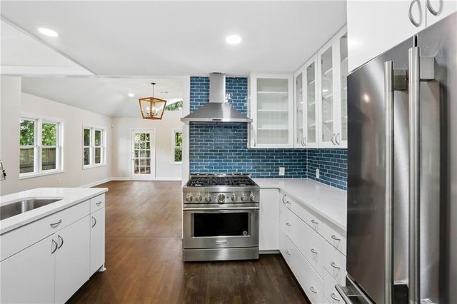 21 Brighton Road NE, Atlanta, GA 30309