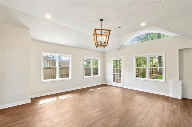 21 Brighton Road NE, Atlanta, GA 30309
