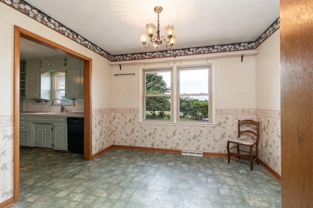 2351 Greenwood Road, Marshfield, MO 65706