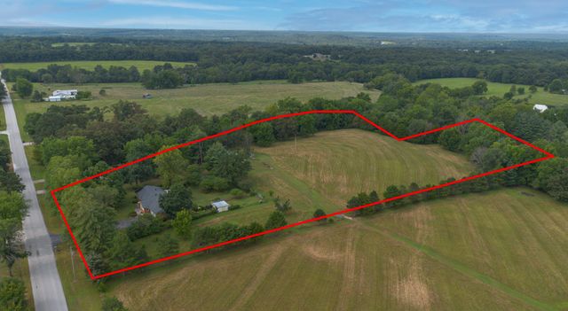 2351 Greenwood Road, Marshfield, MO 65706