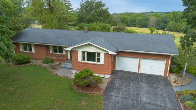 2351 Greenwood Road, Marshfield, MO 65706