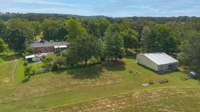 2351 Greenwood Road, Marshfield, MO 65706