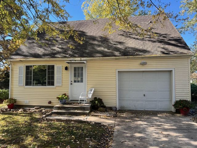 2351 Greenwood Road, Marshfield, MO 65706