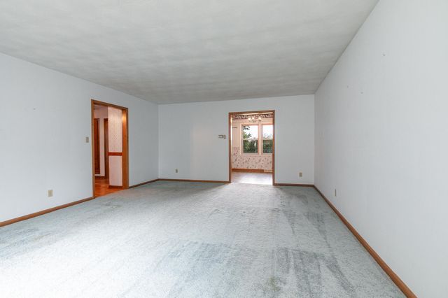 2351 Greenwood Road, Marshfield, MO 65706