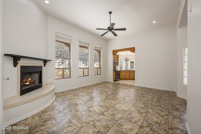 2266 Los Misioneros, Las Cruces, NM 88011