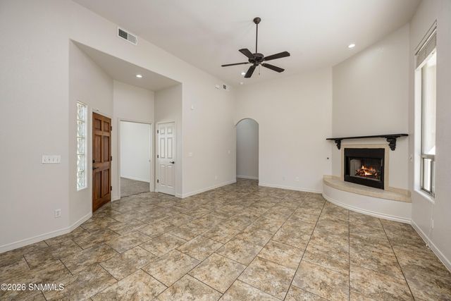 2266 Los Misioneros, Las Cruces, NM 88011