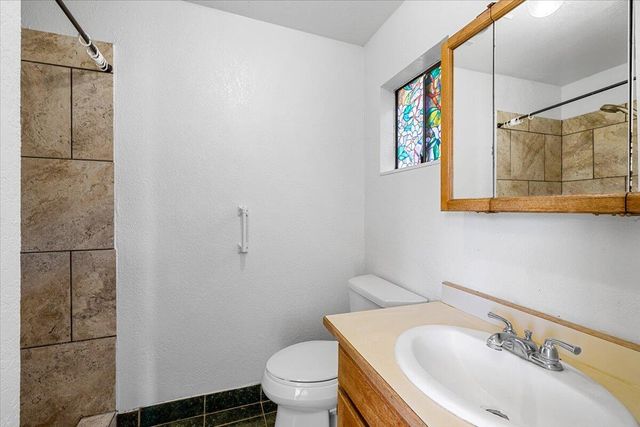 1300 Daisy Lane, Grants Pass, OR 97527