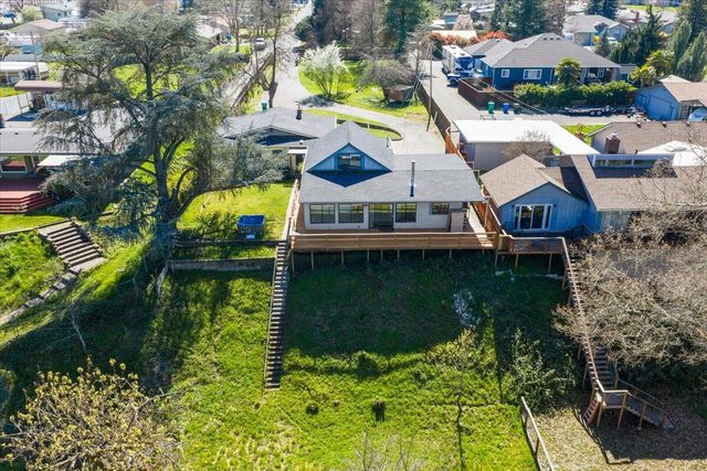 1300 Daisy Lane, Grants Pass, OR 97527