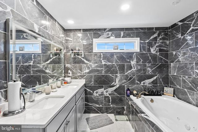 15935 BRACKENBURN CT, Hughesville, MD 20637