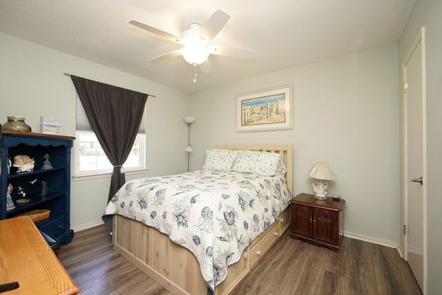 12 Berwick Circle, Shalimar, FL 32579