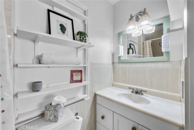 2142 W Liverpool Lane, Anaheim, CA 92804