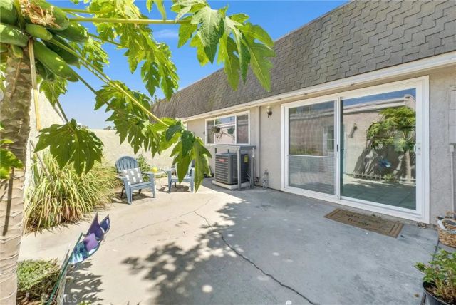 2142 W Liverpool Lane, Anaheim, CA 92804