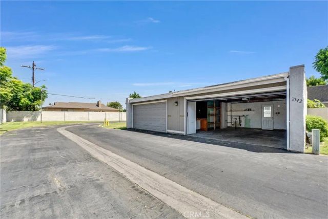 2142 W Liverpool Lane, Anaheim, CA 92804
