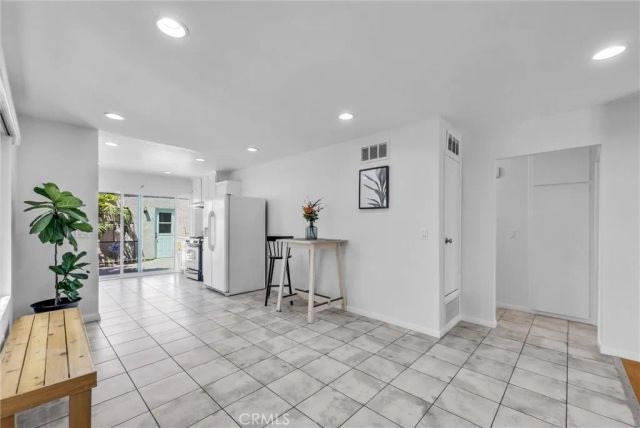 2142 W Liverpool Lane, Anaheim, CA 92804
