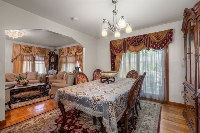 20 Berkmans St, Worcester, MA 01602