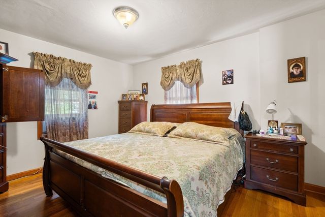 20 Berkmans St, Worcester, MA 01602