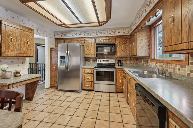 26324 Chisholm Street NE, Isanti, MN 55040