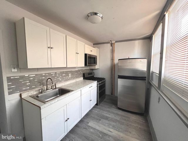 2514 E MADISON ST, Baltimore, MD 21205