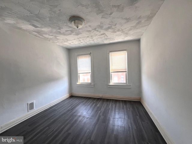 2514 E MADISON ST, Baltimore, MD 21205